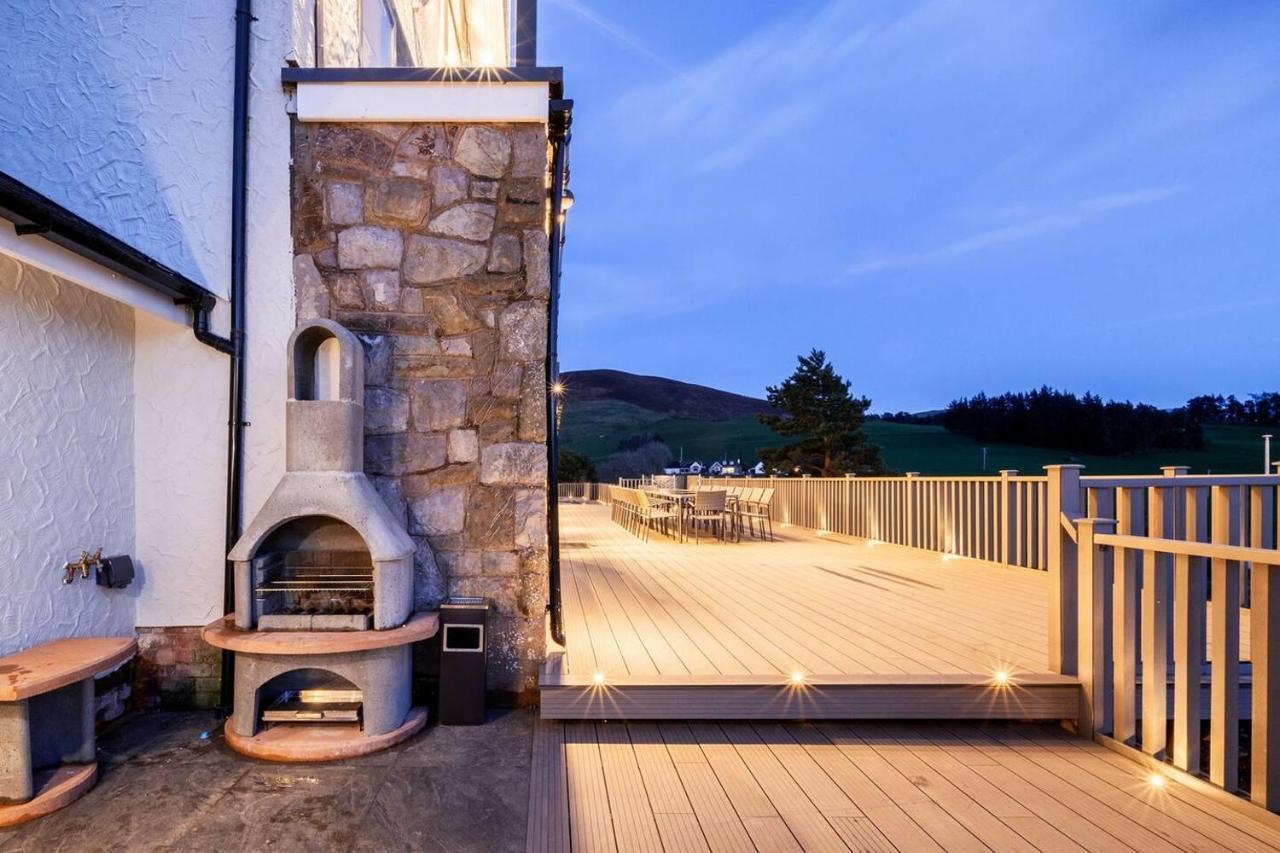 Clwyd Gate Manor Pool Sauna Hottub Cave Wales Ruthin Extérieur photo