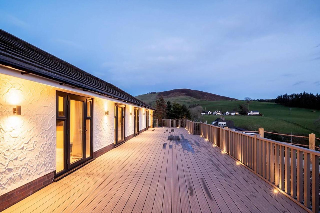 Clwyd Gate Manor Pool Sauna Hottub Cave Wales Ruthin Extérieur photo